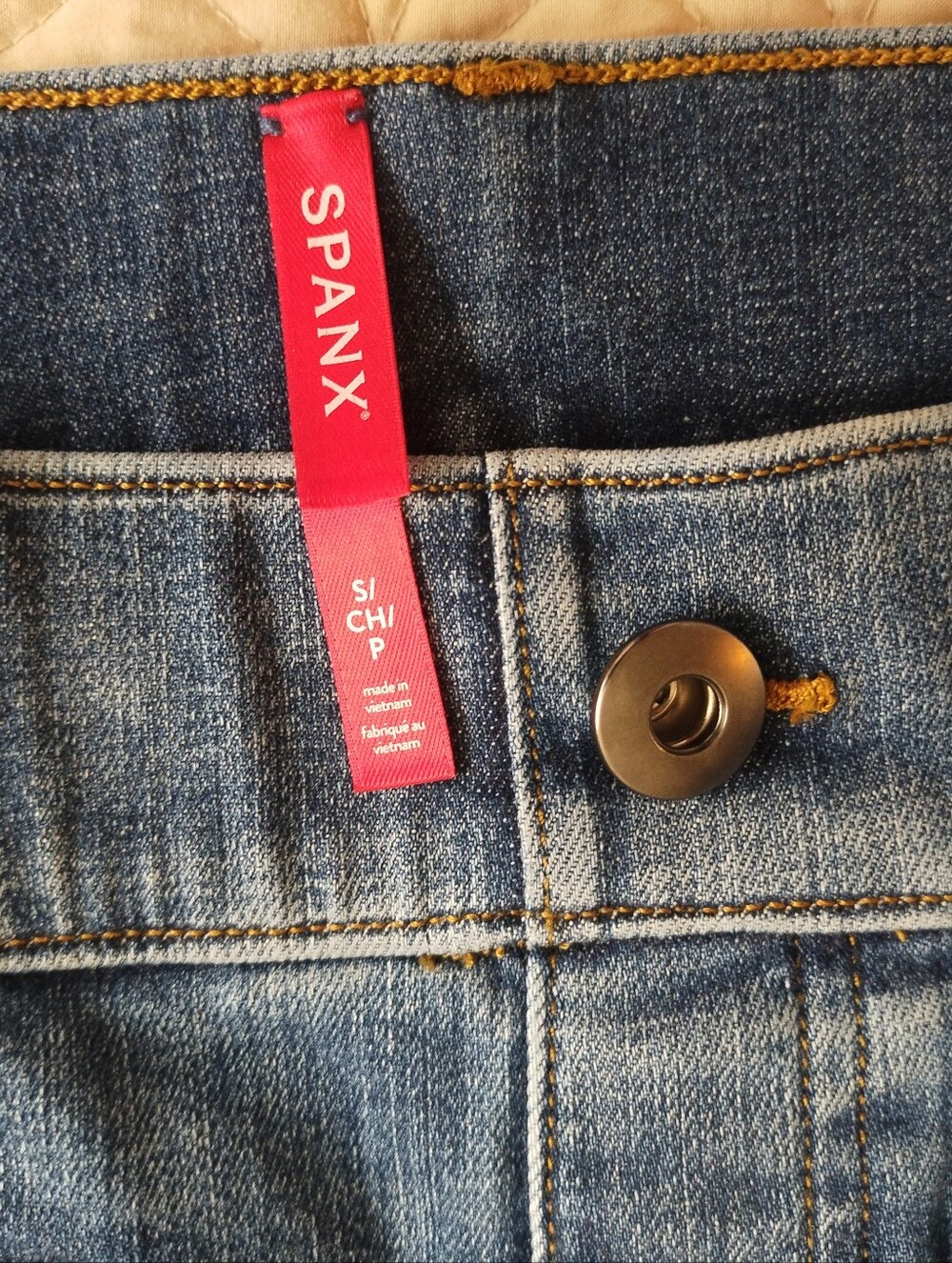 SPANX Shape EveryWear Wide Leg Cropped Pull-On Jeans Patch Pockets Blue Size S - Picture 7 of 10